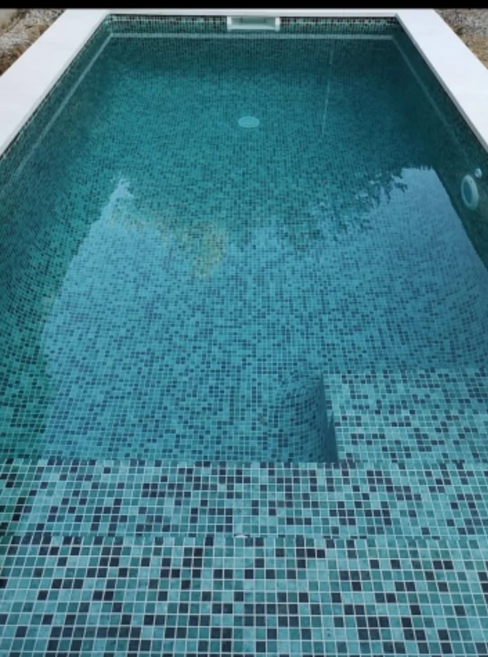 Remodelación vitrocerámica piscinas Costa Rica